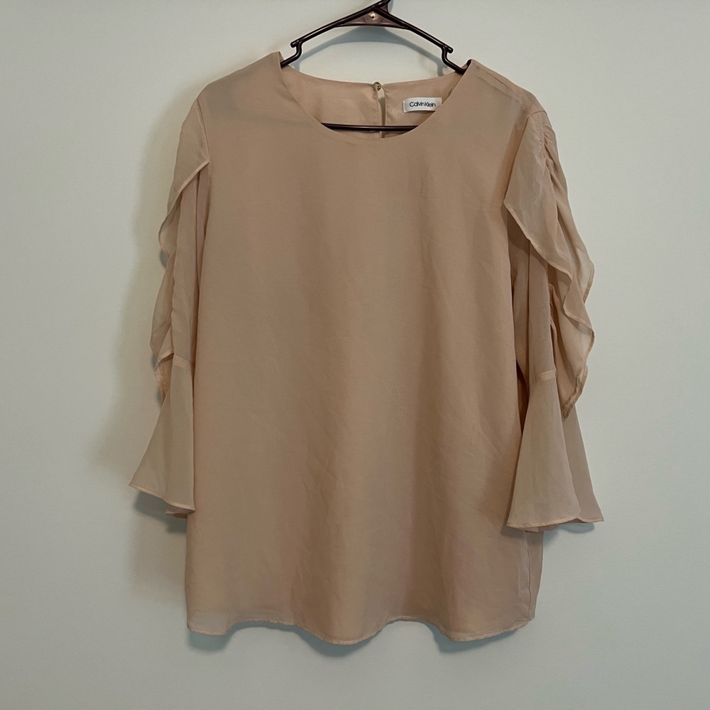 Calvin Klein blush ruffle sleeve blouse